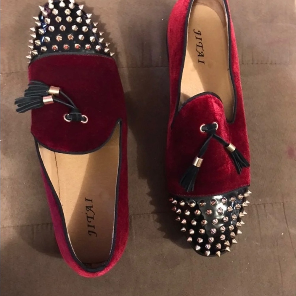 Mens Spiked Toe Dress shoes
